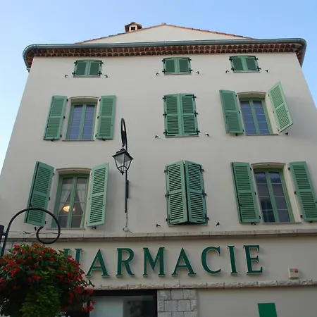 Sortie 44 - Newly Renovated 1 Bedroom, Center Of Old * 昂蒂布