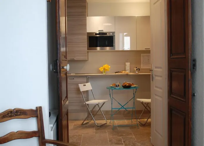 公寓 Sortie 44 - Newly Renovated 1 Bedroom, Center Of Old *