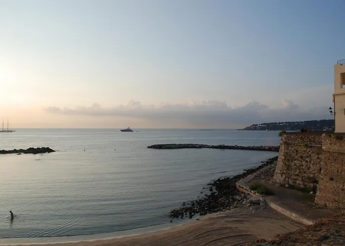 Sortie 44 - Newly Renovated 1 Bedroom, Center Of Old 公寓