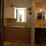 Sortie 44 - Newly Renovated 1 Bedroom, Center Of Old אנטיב