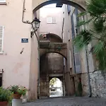 Sortie 44 - Newly Renovated 1 Bedroom, Center Of Old * אנטיב