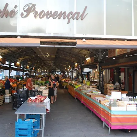 Sortie 44 - Newly Renovated 1 Bedroom, Center Of Old אנטיב