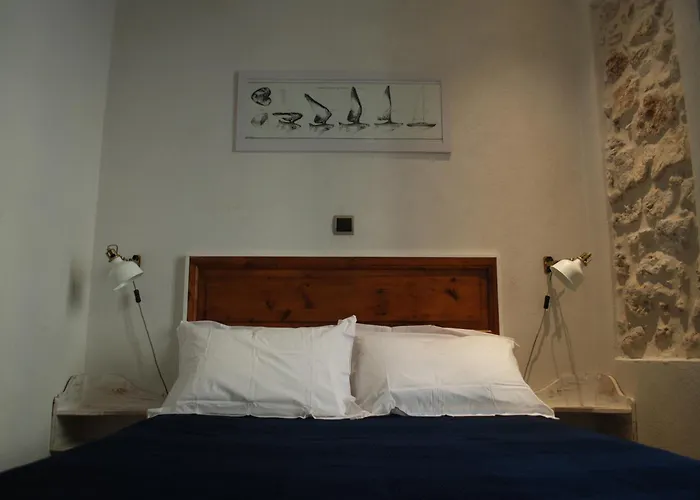 Sortie 44 - Newly Renovated 1 Bedroom, Center Of Old Daire Antibes