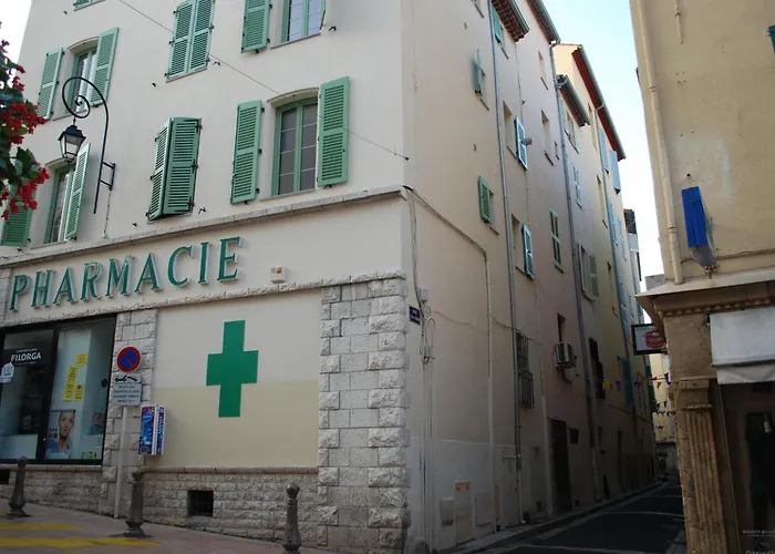 Sortie 44 - Newly Renovated 1 Bedroom, Center Of Old *